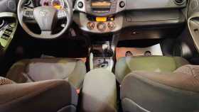 Toyota RAV4 2011 г.в.
