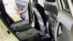 Toyota RAV4 2011 г.в.