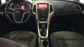 Opel Astra 2012 г.в.
