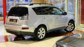 Mitsubishi Outlander 2011 г.в.