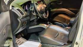 Mitsubishi Outlander 2011 г.в.