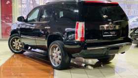 Cadillac Escalade 2010 г.в.