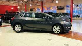 Opel Astra 2012 г.в.