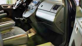 Volkswagen Multivan 2011 г.в.