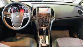 Opel Astra 2013 г.в.