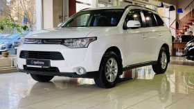 Mitsubishi Outlander 2013 г.в.