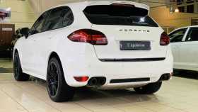 Porsche Cayenne 2012 г.в.