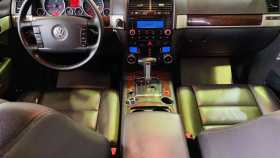 Volkswagen Touareg 2010 г.в.