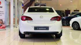 Opel Astra 2013 г.в.