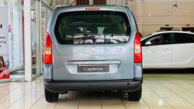 Peugeot Partner 2011 г.в.