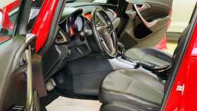 Opel Astra 2012 г.в.