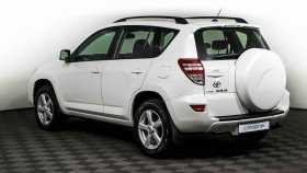 Toyota RAV4 2011 г.в.