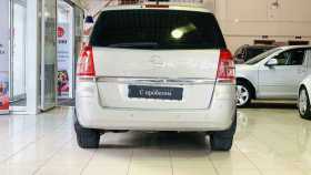 Opel Zafira 2010 г.в.