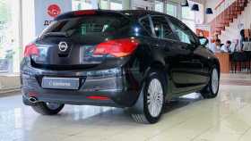 Opel Astra 2011 г.в.