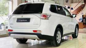 Mitsubishi Outlander 2014 г.в.