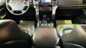 Toyota Land Cruiser 2013 г.в.