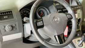 Opel Zafira 2011 г.в.