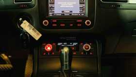 Volkswagen Touareg 2011 г.в.