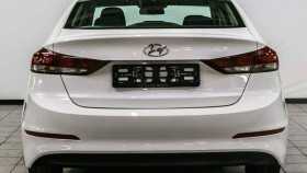 Hyundai Elantra 2017 г.в.