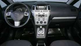 Opel Zafira 2010 г.в.