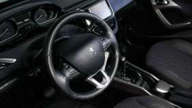 Peugeot 2008 2016 г.в.