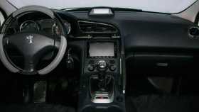 Peugeot 3008 2011 г.в.