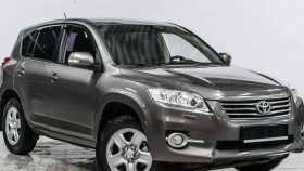 Toyota RAV4 2010 г.в.