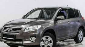 Toyota RAV4 2010 г.в.