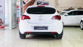 Opel Astra 2012 г.в.