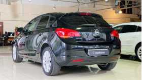 Opel Astra 2011 г.в.