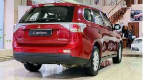 Mitsubishi Outlander 2014 г.в.
