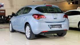 Opel Astra 2010 г.в.