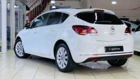 Opel Astra 2012 г.в.