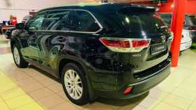 Toyota Highlander 2013 г.в.
