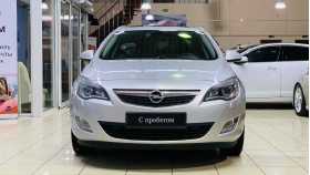 Opel Astra 2012 г.в.