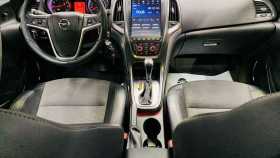 Opel Astra 2012 г.в.