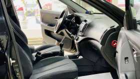 Hyundai Elantra 2010 г.в.