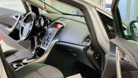 Opel Astra 2011 г.в.