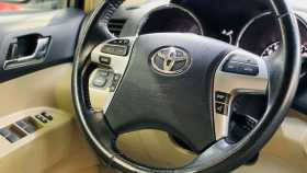 Toyota Highlander 2012 г.в.