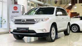 Toyota Highlander 2012 г.в.