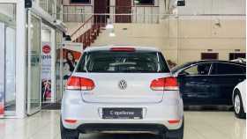 Volkswagen Golf 2012 г.в.