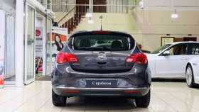 Opel Astra 2012 г.в.