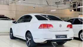 Volkswagen Passat 2012 г.в.