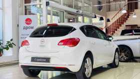 Opel Astra 2013 г.в.