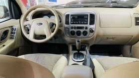 Ford Escape 2004 г.в.