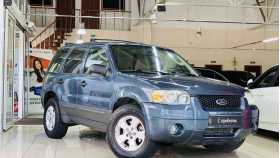 Ford Escape 2004 г.в.