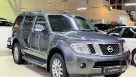 Nissan Pathfinder 2010 г.в.