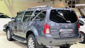 Nissan Pathfinder 2010 г.в.