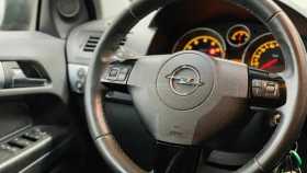 Opel Astra 2012 г.в.