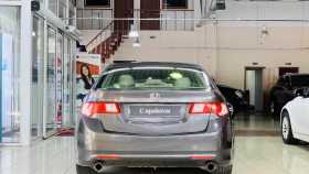 Honda Accord 2010 г.в.